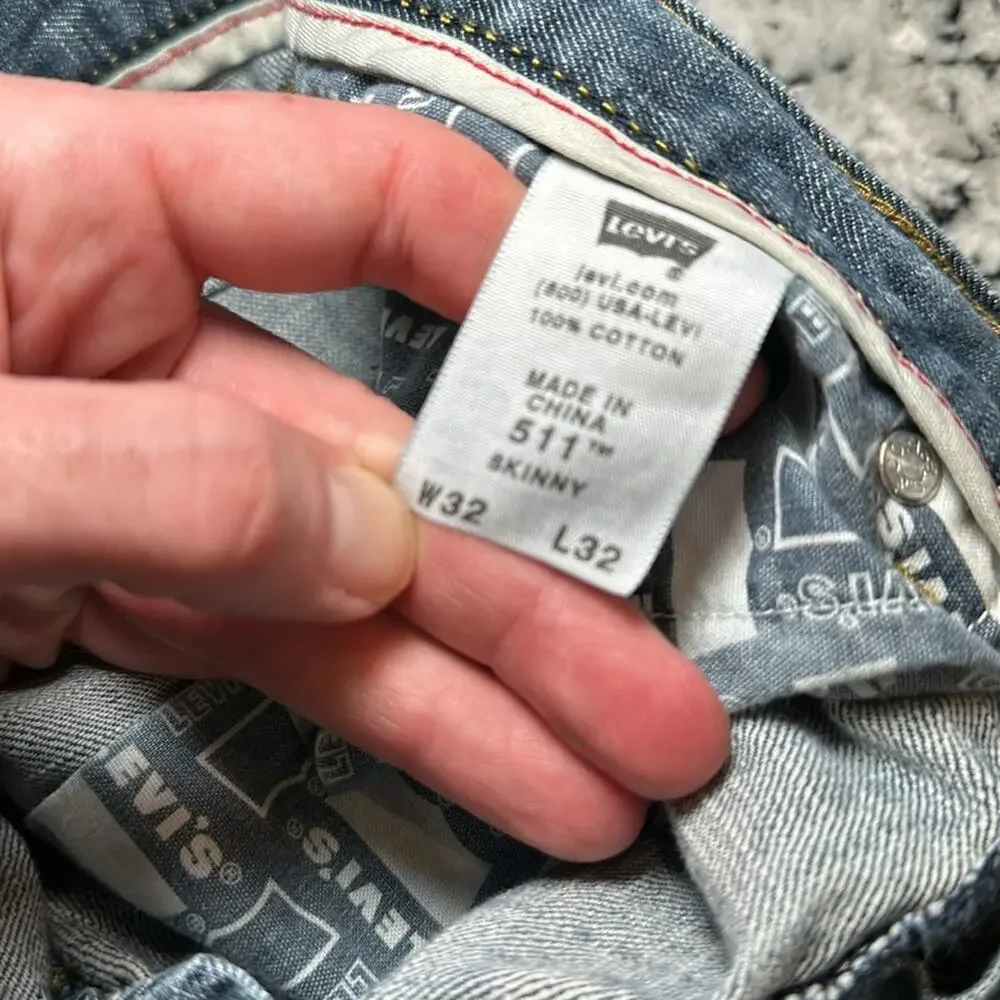 Levi’s 511 Distressed Skinny Jeans - 32x32